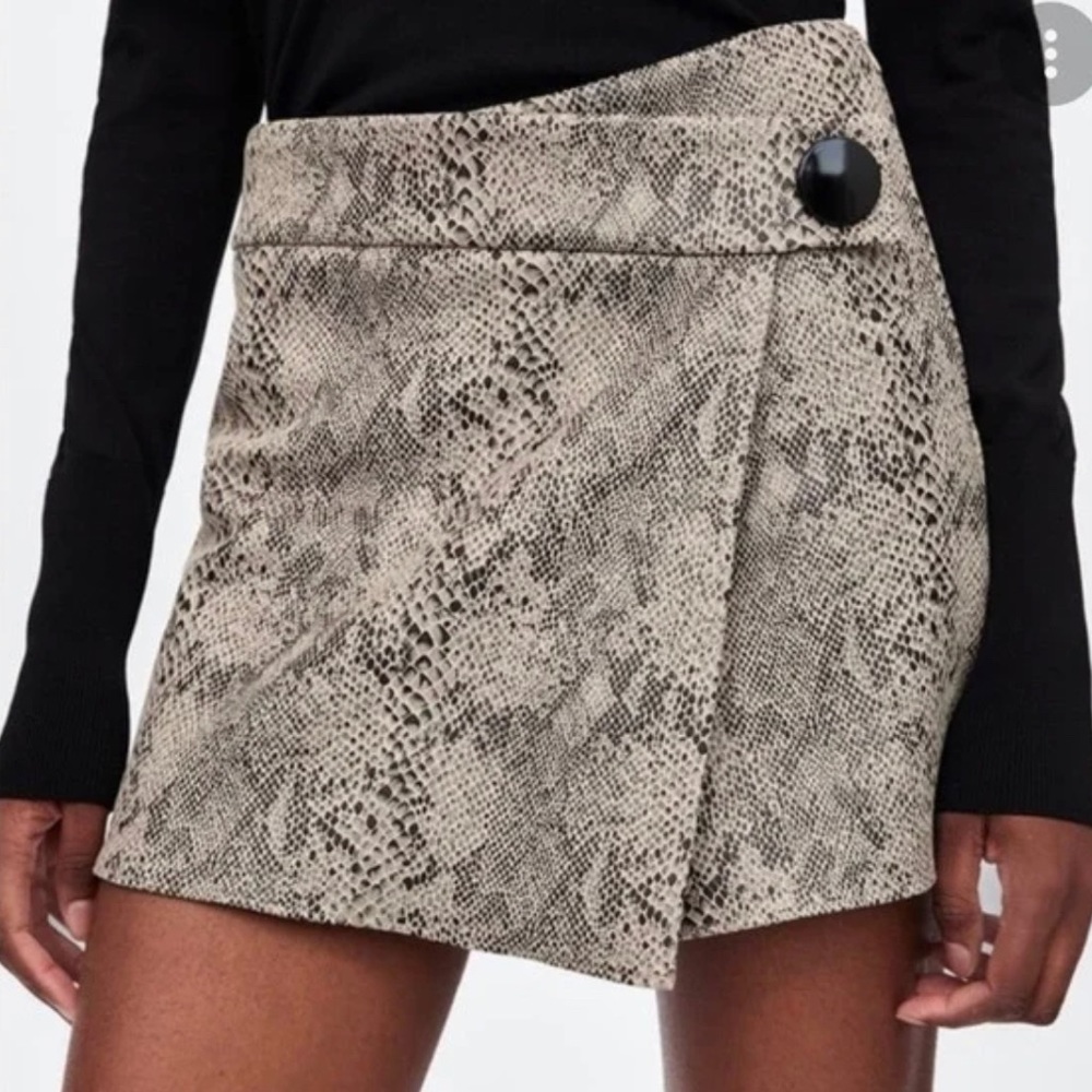 Zara Basic Skort